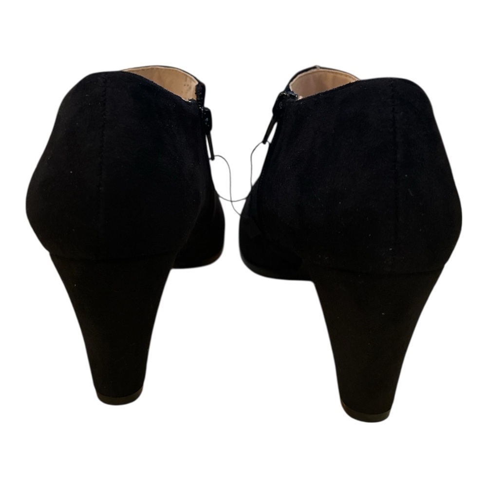 Journee Collection Black Ankle Booties - Picture 4 of 12